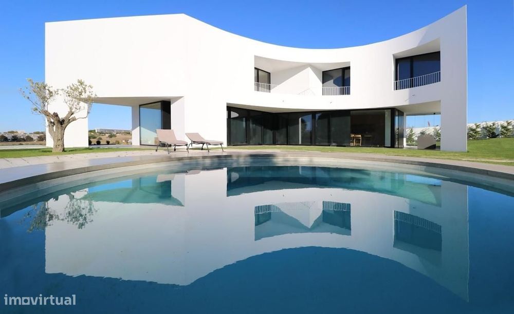 Moradia T5 com piscina, Oeiras