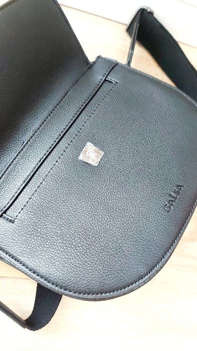 Mala mão ou tiracolo