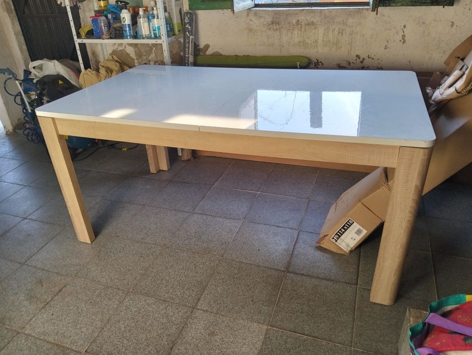Vendo mesa de jantar