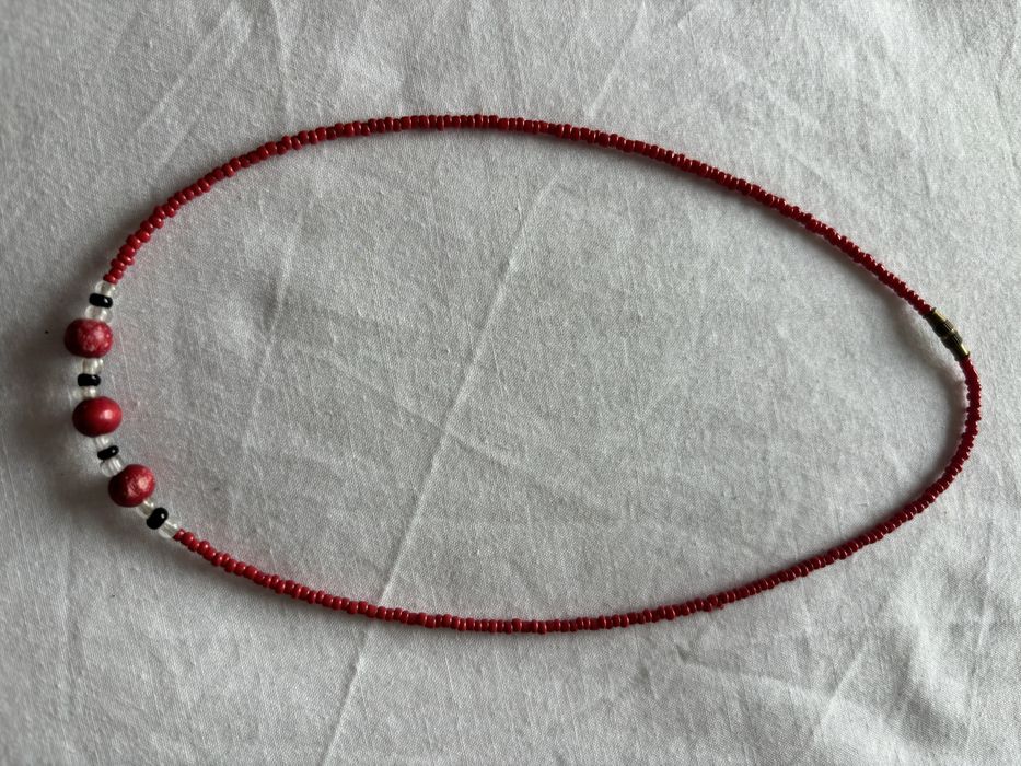 Toda a bijuteria por 4 €