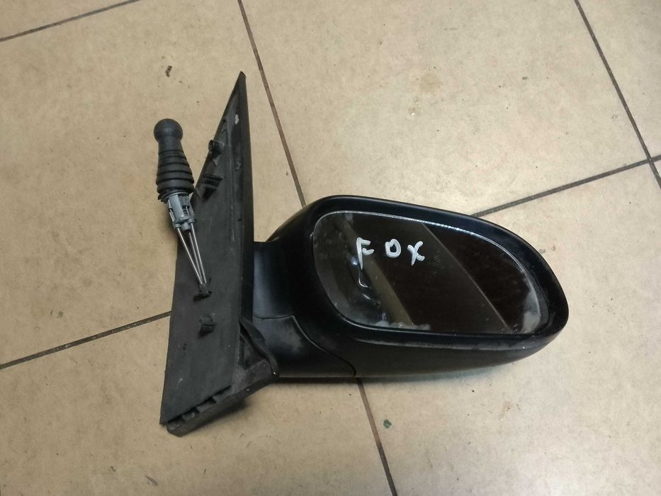 VW FOX lusterko prawe czarny mat