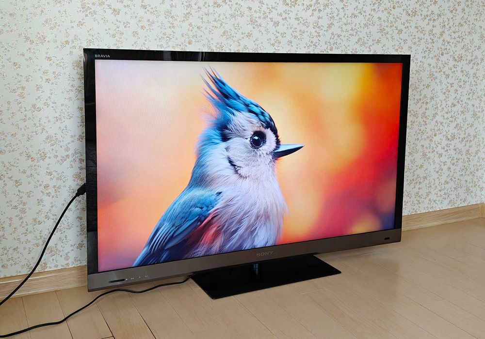 Телевізор Sony BRAVIA 46" LED / Full HD 3D / 400 Гц / HDMI / USB
