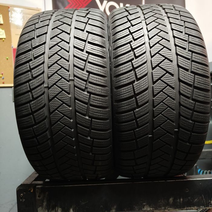 255/40/18 XL Vredestein Winter z 2023 roku
