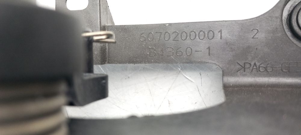 Seletor caixa velocidades TOYOTA Yaris (_P13_)