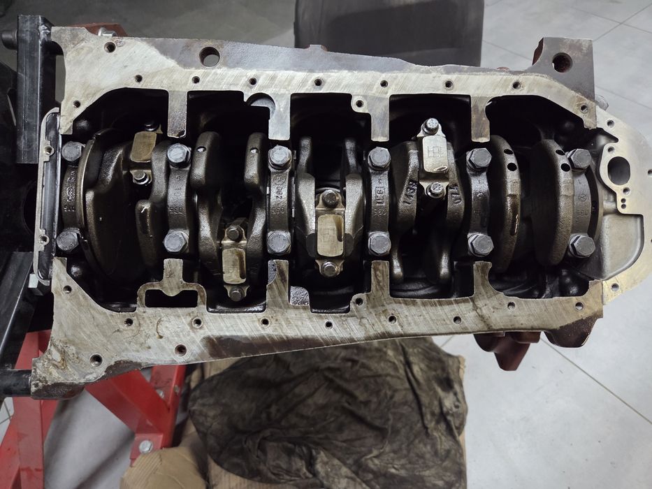 Silnik VW T4 AHY AXG 2.5 151