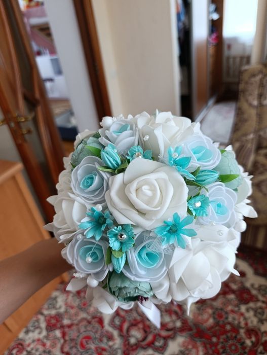 Букети весільні ,дублери на ручці нові