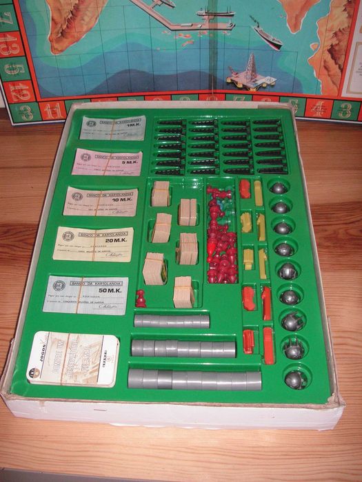 Jogo Tabuleiro Petróleo da Karto ( Antigo )
