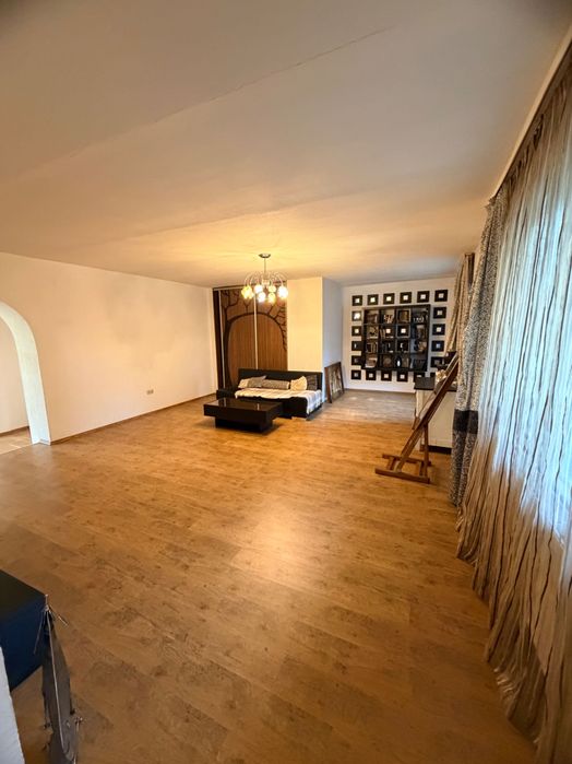 Простора квартира 121,4 м² з окремим входом — готова до проживання