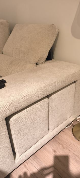 Sofá chaiselong e sofá cama com compartimento