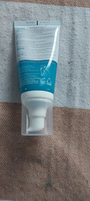 Krem-żel La Roche Posay Hyalu B5 Aquagel SPF30 50 ml