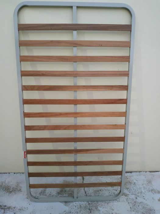 Estrutura de cama individual