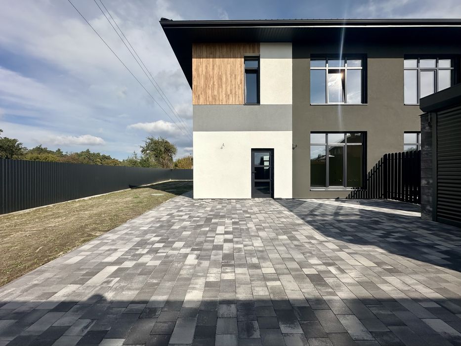 Дуплекс 145 м² з ‼️підвалом і терасою | $130 000