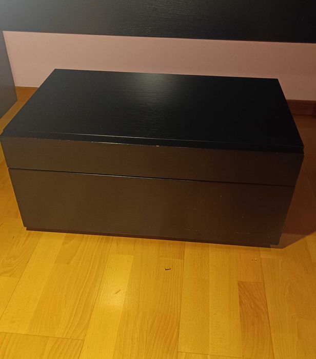 Mesa cabeceira preta