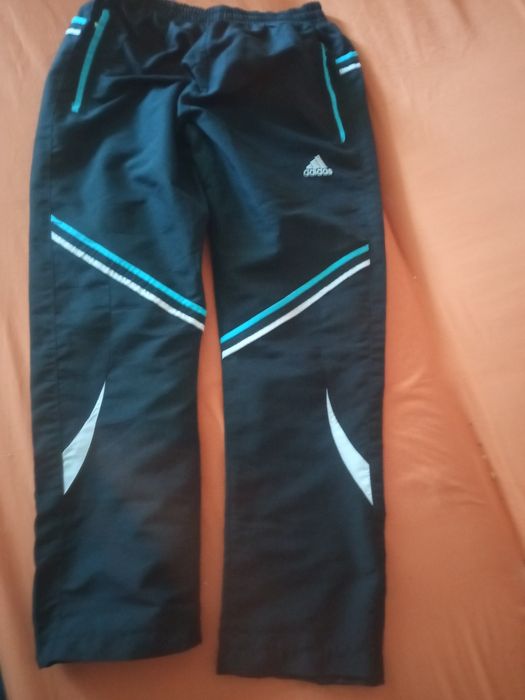 Spodnie adidas 146-152