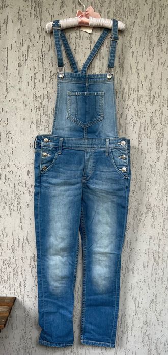 Джинсовий комбінезон для дівчинки