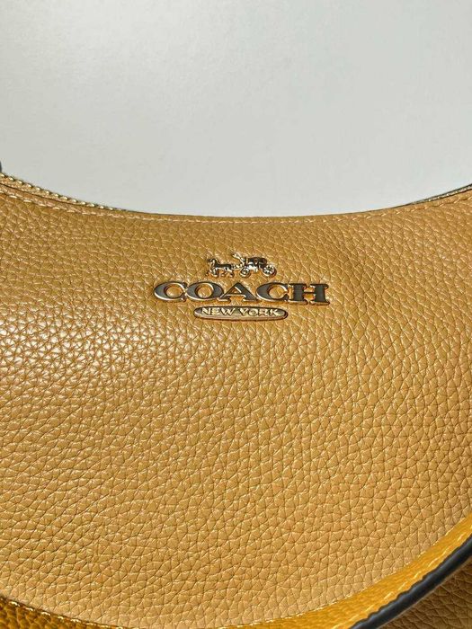 Сумка Coach Teri Shoulder Bag коричневая