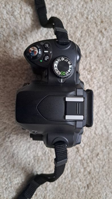 NIKON D60 body...