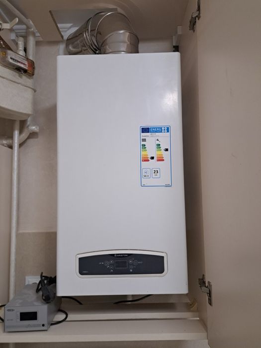 Продам новий котел Ariston