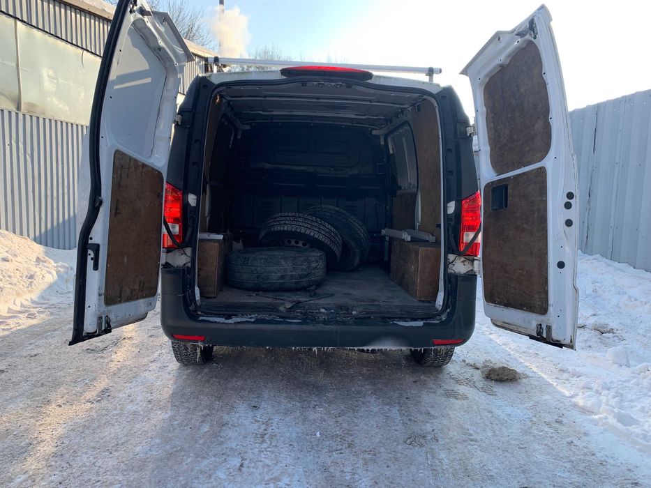 Разборка Вито W447 запчасти б/у салон двери фары