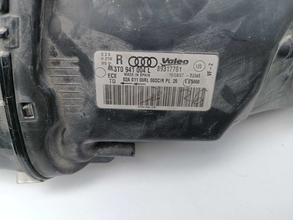 AUDI A5 8T Prawa lampa przód PRZEDNIA BI-XENON 8T0941004L