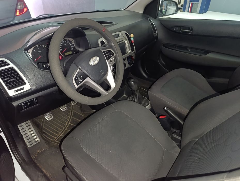Hyundai I20 1.400c diesel bom estado 5.750€