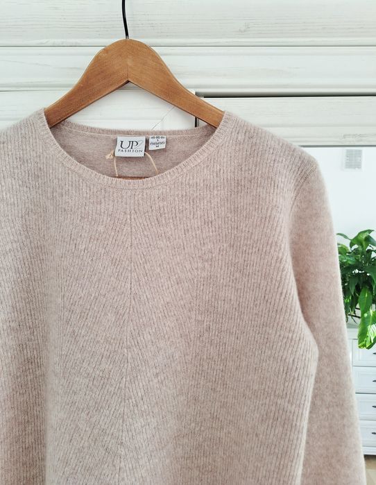 Kaszmirowy beżowy sweter