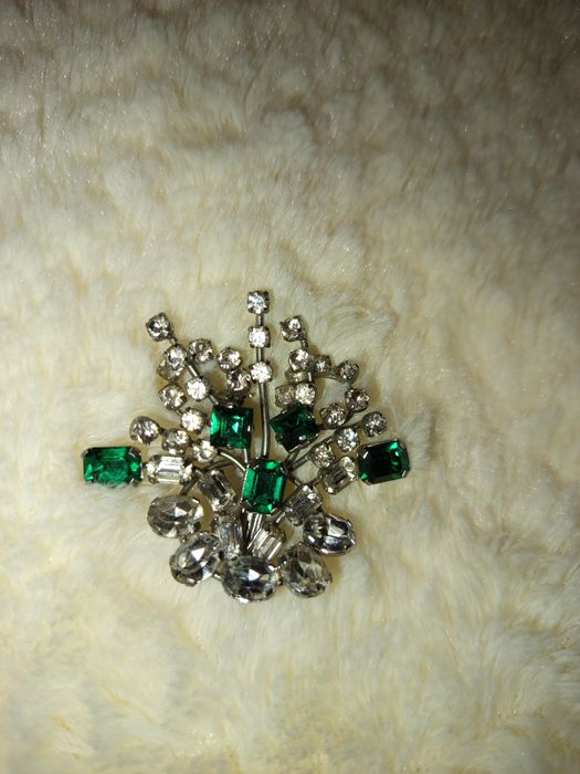 Broszka, stara biżuteria