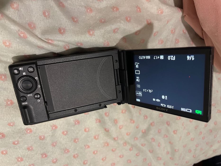 SONY ZV-1 -usada como nova.