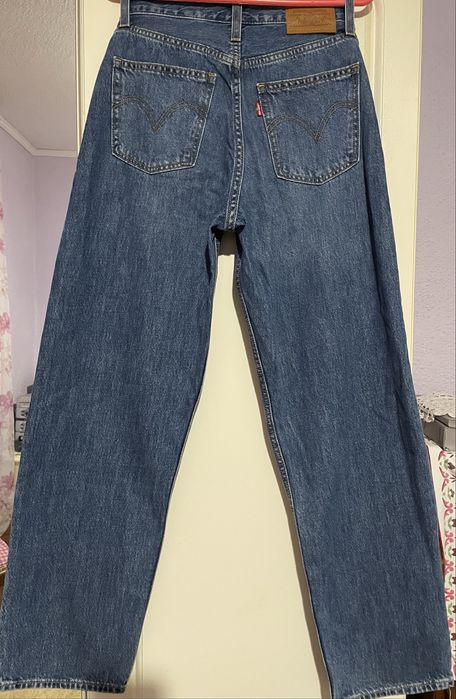 Джинси жіночі Levi Strauss 25 розмір