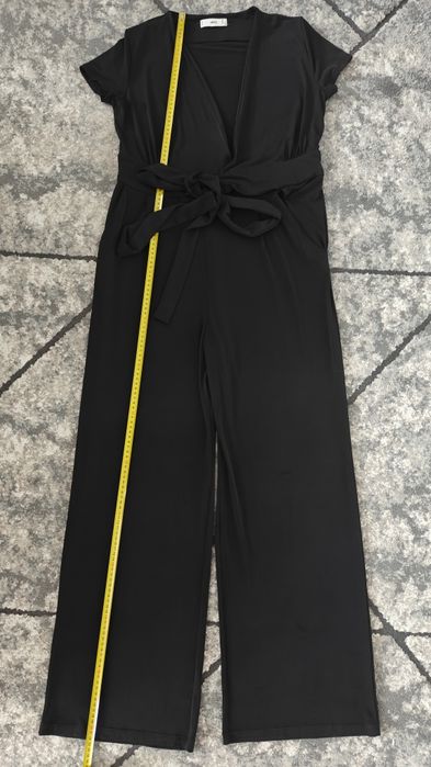 Czarny kombinezon Sylwester r. L