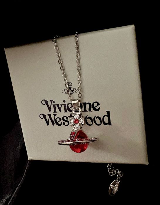 Vivienne Westwood Petite Orb Naszyjnik srebrny czerwony orb 3d  nana