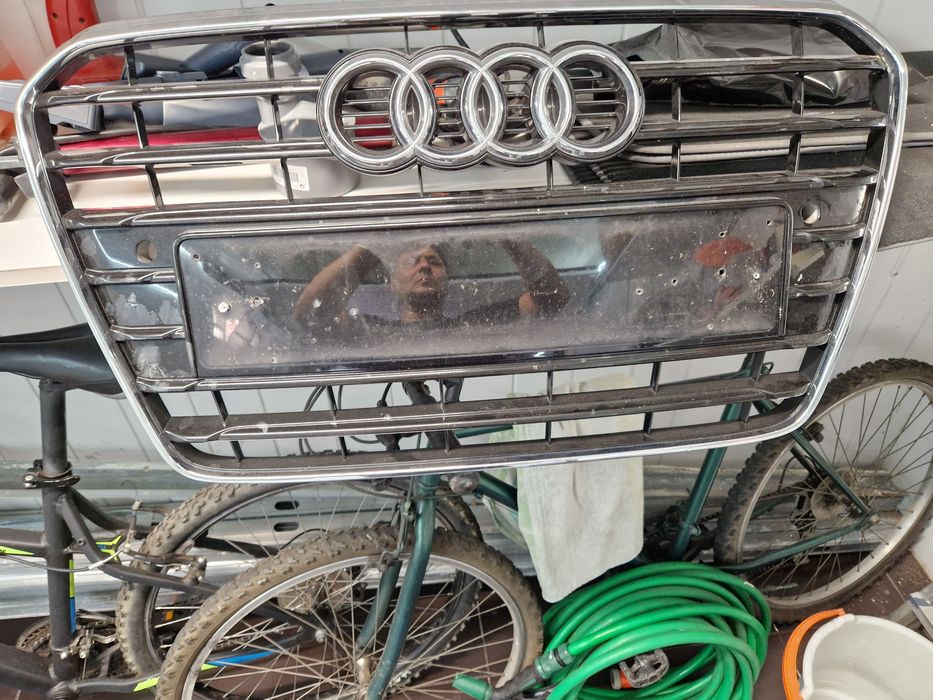 Grelha frontal audi a5 3.0 tdi 2013