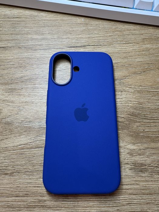 Чохол на iphone 16/17