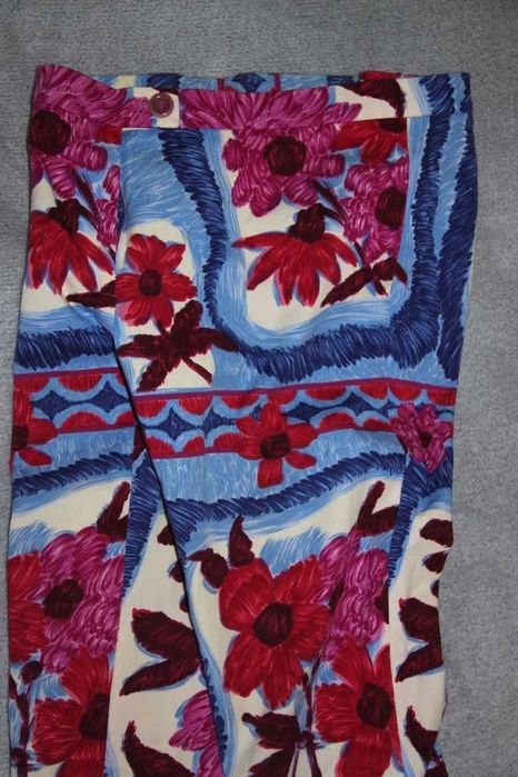 Spodnie Moschino Cheapandchic Floral Capris damskie