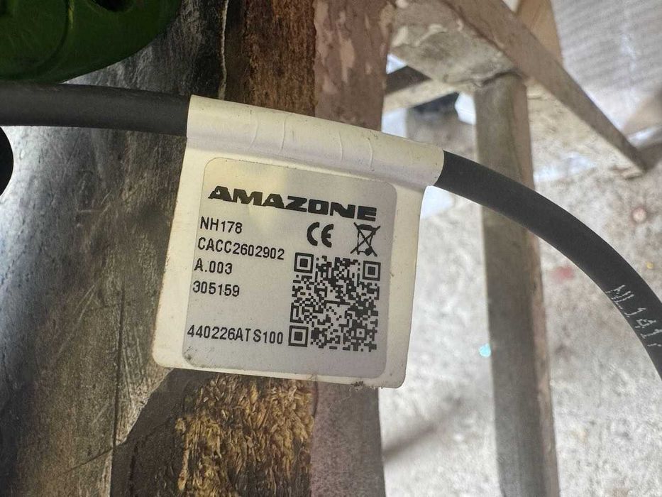 Silnik z przekładnią do rozsiewacza Amazone ZG - TS EA456 NH178