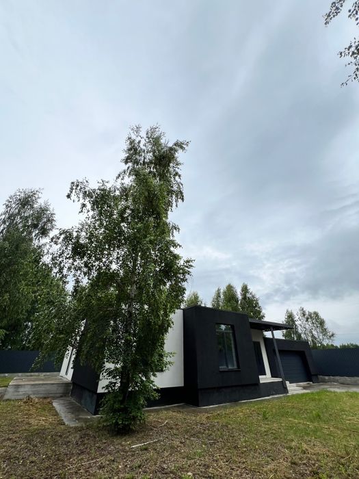 Будинок з гаражем + сховище! Білогородка