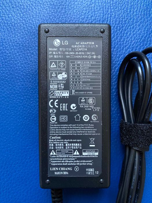 Блок живлення для монітора LG 19V 3.42A (6.5*4.4 mm) 65W+ кабель 220V