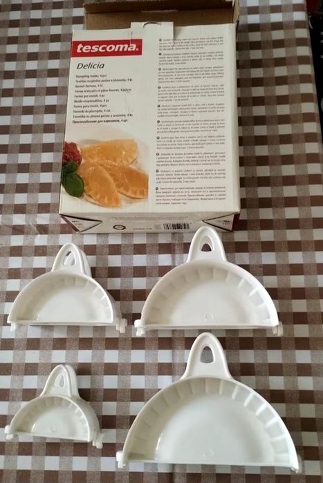 4 moldes NOVOS diferentes dimensão para rissóis e pastéis