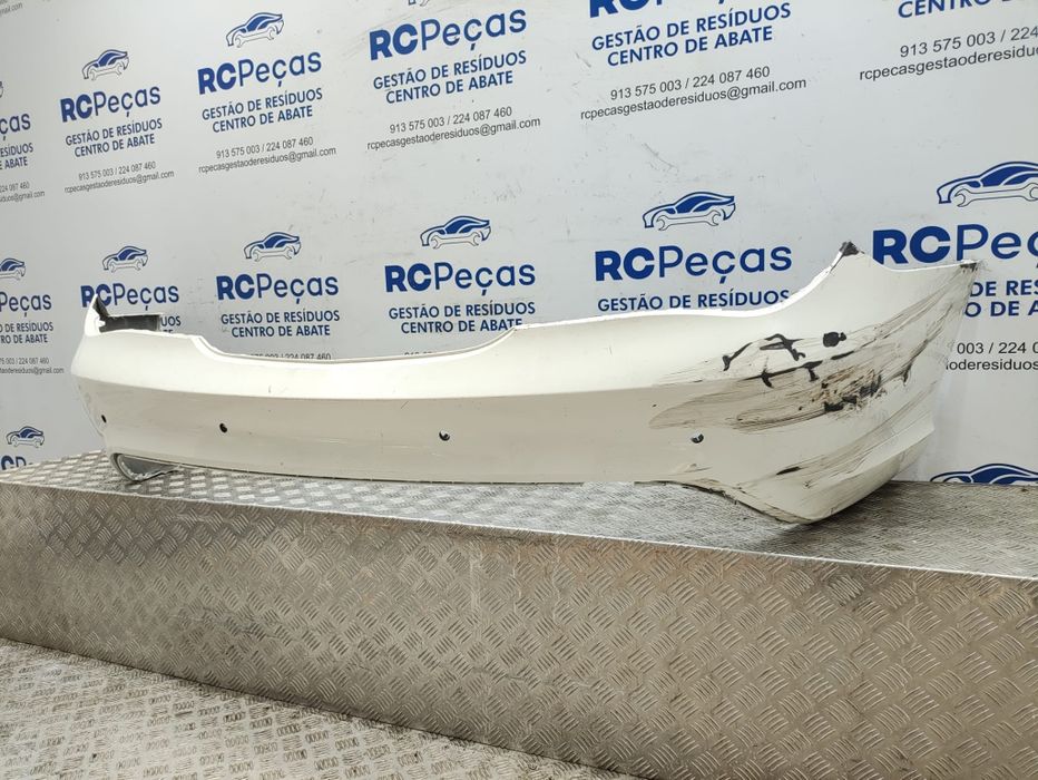 Parachoques traseiro original Mercedes Benz CLA C117 Coupé Pré Facelift de 2013 a 2016