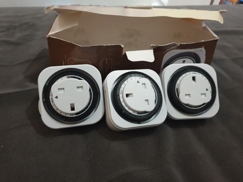 24 годи виключатель механічний