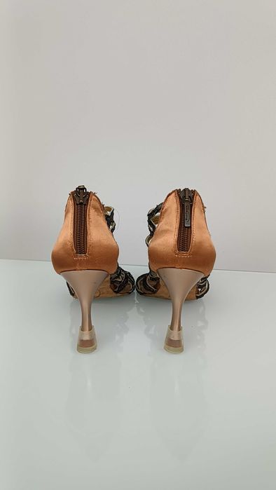 Sapatos de Dança (Salão ou Sociais Latinas/Africanas)