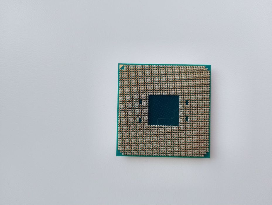 Бюджетний 4-ядерний процесор AMD Athlon A8-9600 під сучасний сокет AM4.