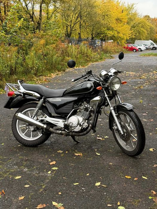 Yamaha YBR 125 custom