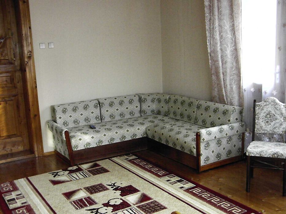 Котедж в центрі Яремче 240 м2