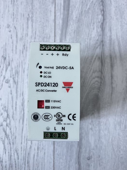 Блок живлення 24v carlo gavazzi