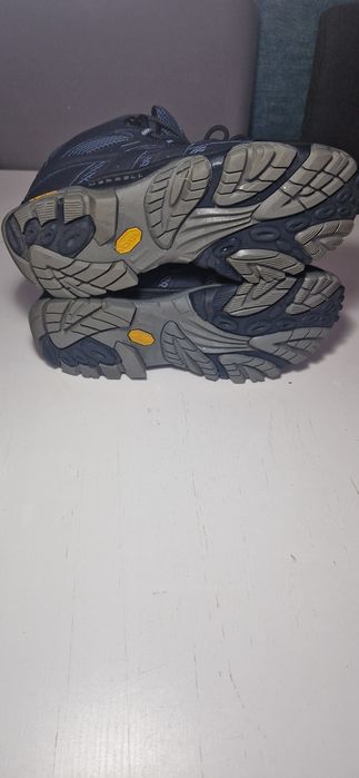 Merrell 46.            .