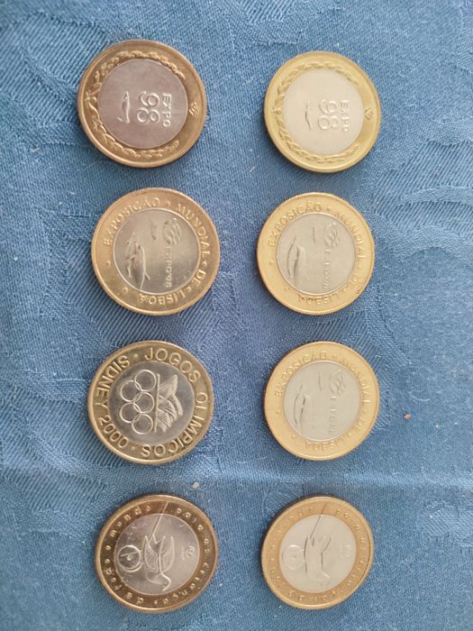 Vendo 8 moedas de 200 escudos comemorativas