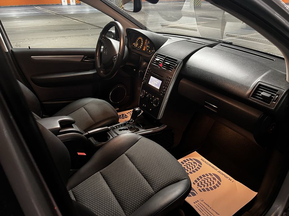 Мерседес - Бенц А170 Avantgarde