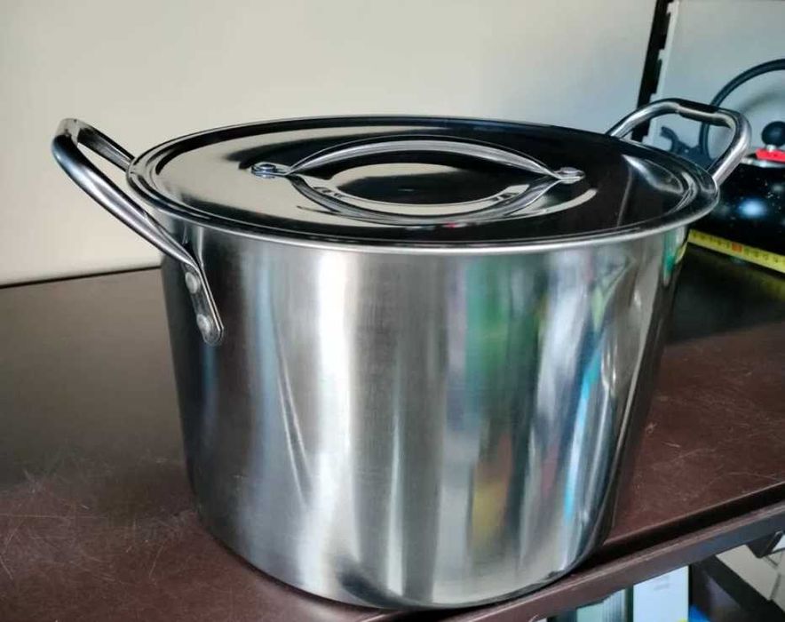 GARNEK Z POKRYWKĄ tradycyjny duży 12 litrów średnica 28cm