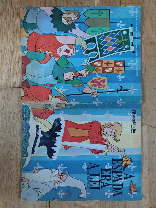 Caderneta de cromos "A espada era a lei" - Completa